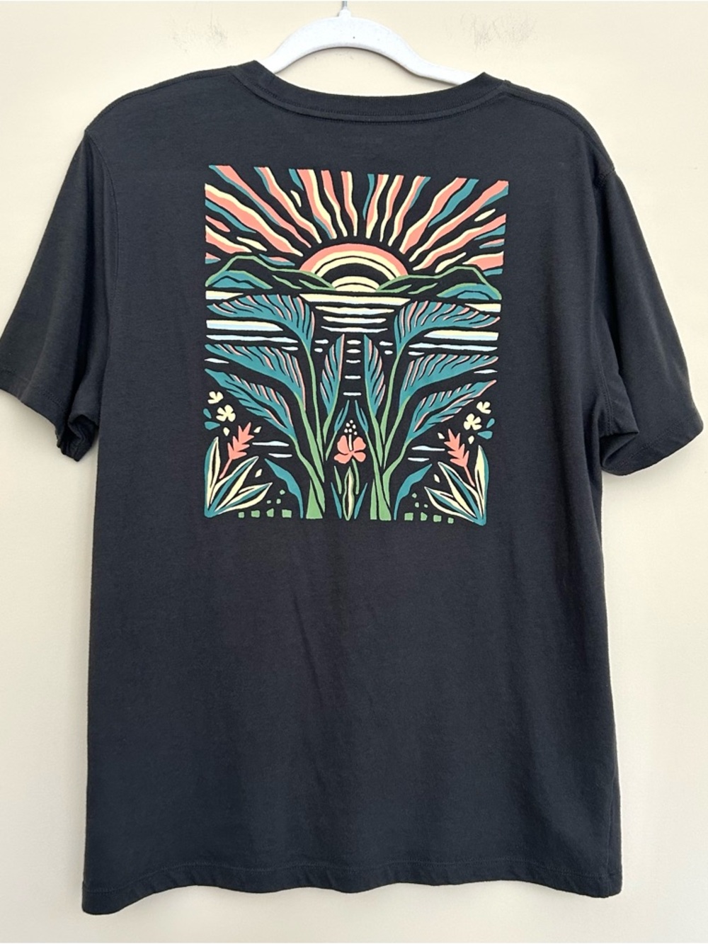 Old Navy Men’s Dark Gray Short Sleeve Tee Size Medium